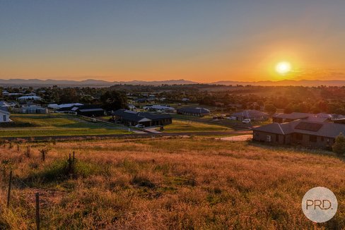 3 Dianella Close, TAMWORTH NSW 2340