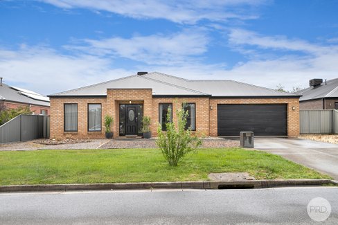 3 Drysdale Court, ALFREDTON VIC 3350