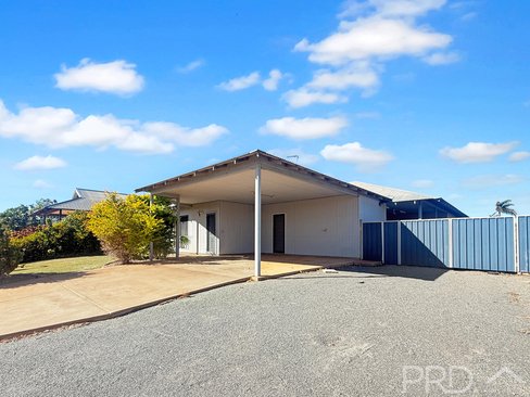 3 Ettie Close, MILLARS WELL WA 6714