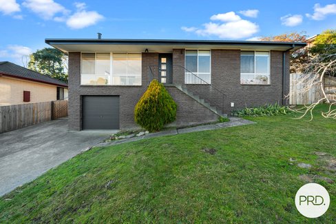 3 Fairview Drive, KINGSTON TAS 7050