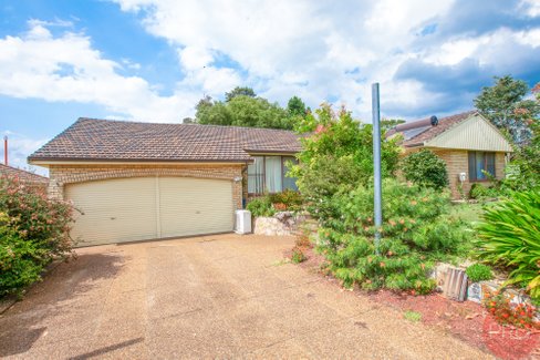 3 Floral Close, TENAMBIT NSW 2323