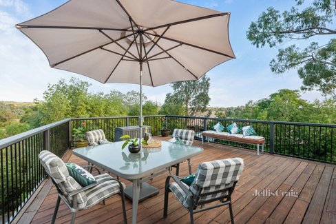 3 Fulton Close Diamond Creek 3089