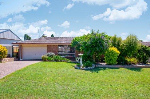 3 Galway Crescent, METFORD NSW 2323