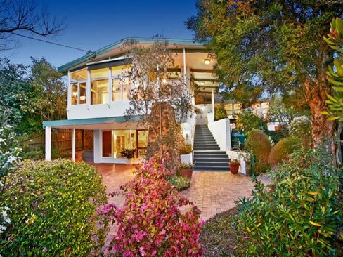 3 Georgian Court Balwyn 3103