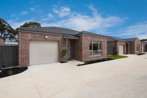 3 Gum View Close, BROWN HILL VIC 3350