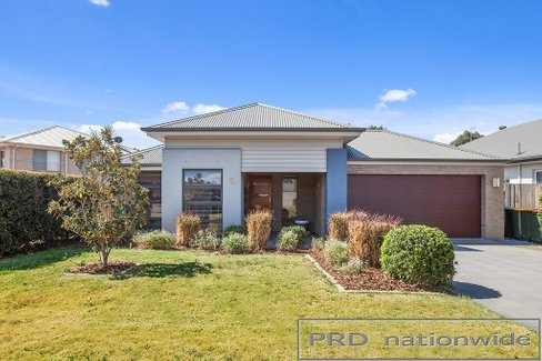 3 James Leslie Drive, GILLIESTON HEIGHTS NSW 2321