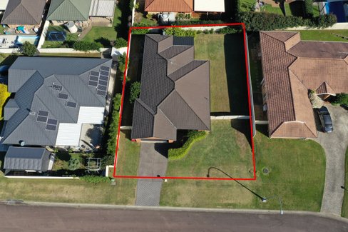 3 Joseph Close, RUTHERFORD NSW 2320