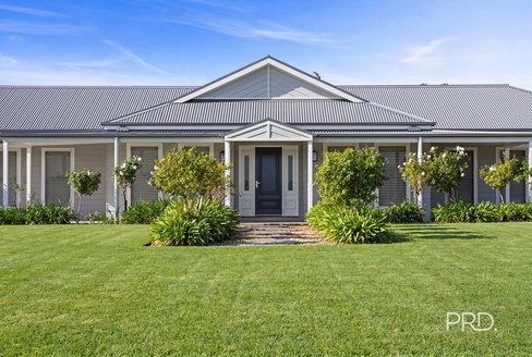 3 Justinian Place, GUMLY GUMLY NSW 2652