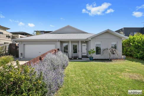 3 Kates  Court, Wandana Heights