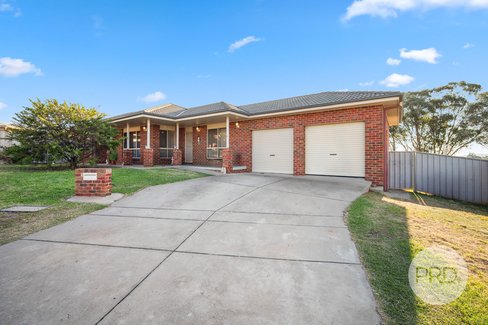 3 Kolor Place, BOURKELANDS NSW 2650