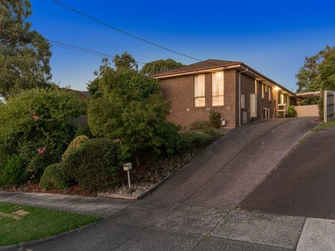 3 Lutana Court Mooroolbark 3138