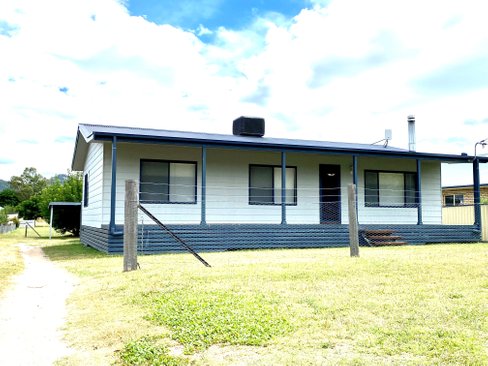 3 Maunder Street, MOONBI NSW 2353