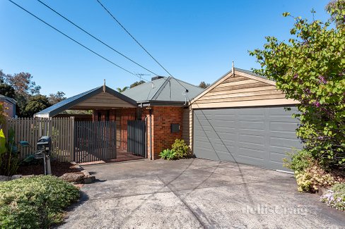 3 McFarlane St  Montmorency 3094