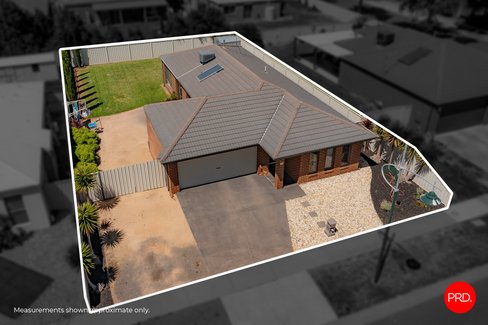 3 McMeeken Way, EPSOM VIC 3551