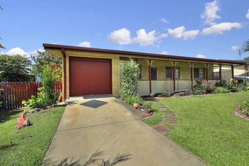 3 Palm Court, PIALBA QLD 4655