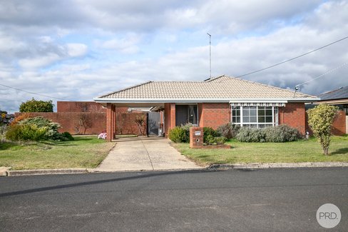 3 Panorama Drive, DELACOMBE