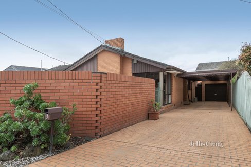 3 Pasadena Crescent Bentleigh East 3165