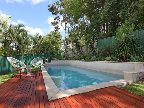 3 Roba Place, ASHMORE QLD 4214