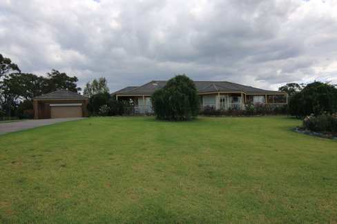 3 Ronwin Court, Bairnsdale