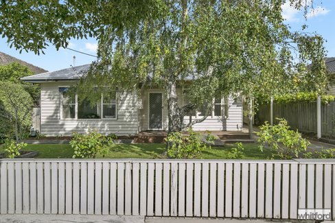 3 Roslyn Road, Belmont