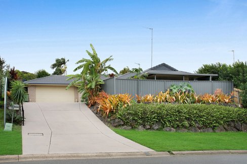 3 Sharscay Close, BURLEIGH HEADS QLD 4220