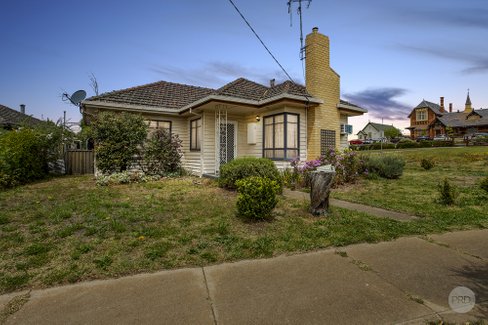 3 Stanfield Street, LONG GULLY