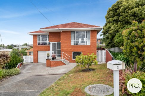 3 Stewart Court, MIDWAY POINT TAS 7171
