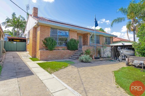 3 Tannant Avenue, RUTHERFORD NSW 2320