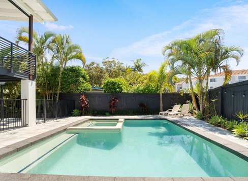 3 Tawarri Crescent, Burleigh Heads QLD 4220