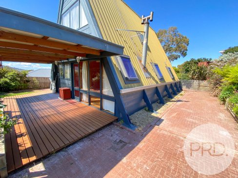 3 Tollard Place, ROKEBY TAS 7019