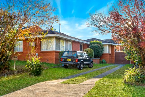 3 Treelands Avenue, INGLEBURN NSW 2565