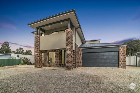 3 Treemont Way, MAIDEN GULLY VIC 3551