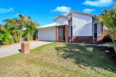 3 Waugh Street, URANGAN QLD 4655