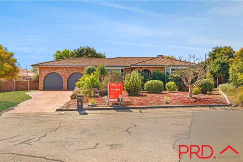 3 Yaraan Place, TAMWORTH NSW 2340