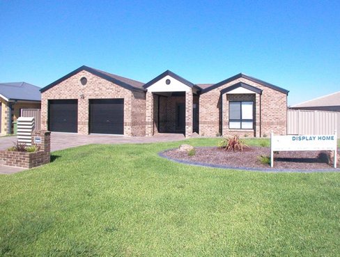 3 Yoogali Street, GLENFIELD PARK NSW 2650