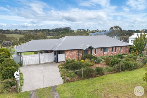 30-32 Gray Street, LISMORE VIC 3324
