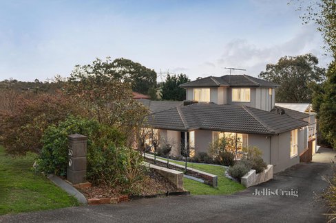 30 Arcadia Way Eltham North 3095