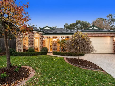 30 Blue Ridge Drive Mooroolbark 3138