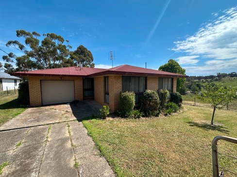 30 Clara Street, TUMBARUMBA NSW 2653