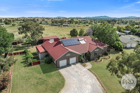 30 Coorigil Street, TAMWORTH