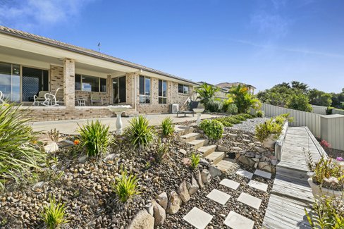 30 Cordyline Drive, Reedy Creek QLD 4227