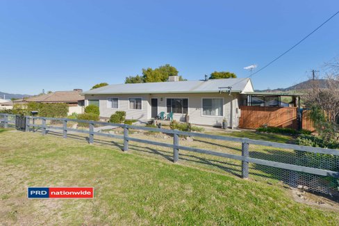 30 Denman Avenue, KOOTINGAL NSW 2352