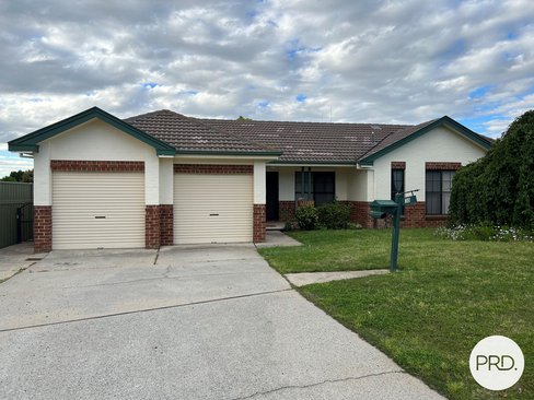 30 Forest Drive, JERRABOMBERRA NSW 2619