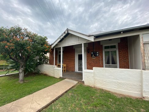 30 Gunnedah Road, TAMWORTH NSW 2340