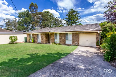 30 Hall Parade, Hazelbrook NSW 2779