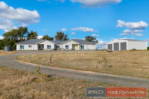 30 Leitch Road, SCARSDALE VIC 3351