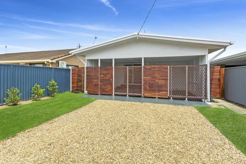 30 Miami Shore Parade, Miami QLD 4220