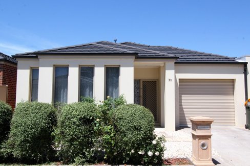 30 Monastery Drive, WENDOUREE VIC 3355