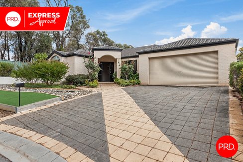 30 Needlewood Drive, KANGAROO FLAT VIC 3555