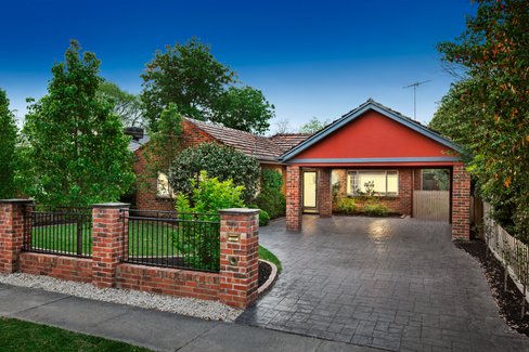 30 Nicholas Street Ashburton 3147